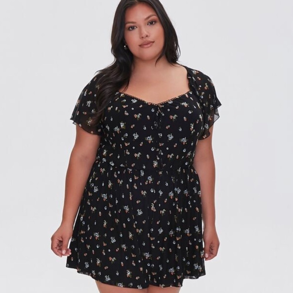 NWT - Forever 21+ Plus Size Ditsy Floral Romper - Size 0XL
